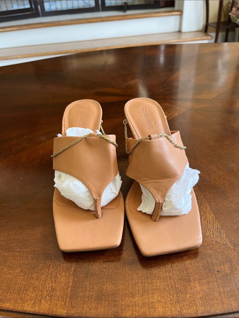 Leather Square-Toe Tan Thong Mules with Gold Chain Accent